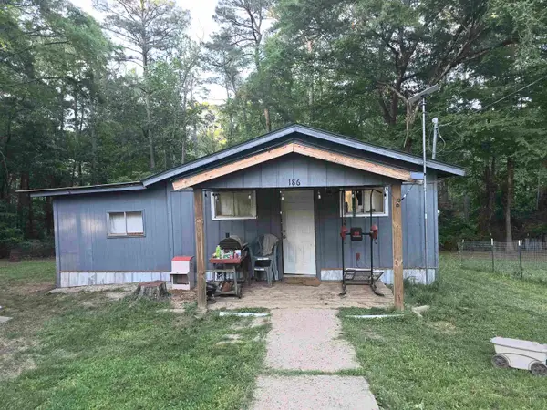 186 High Point Dr, Jefferson, TX 75657