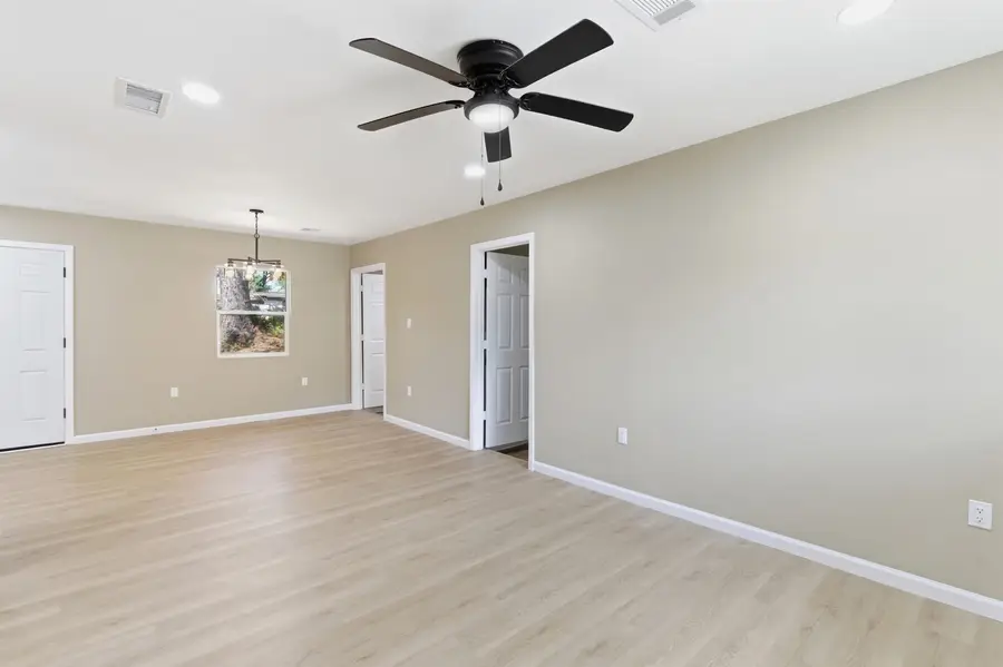 261 San Jacinto, Lone Star, TX 75668 - #3