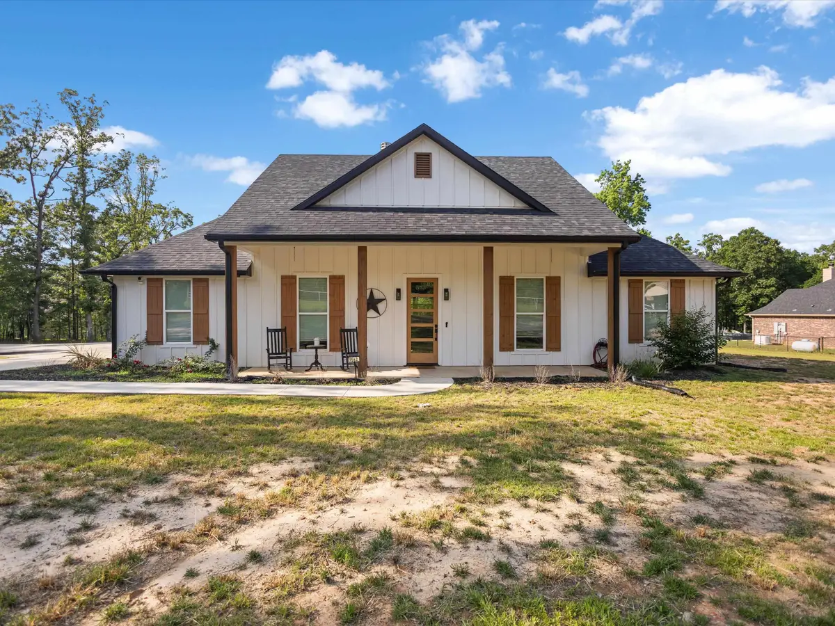 1562 Willow Oak Rd, Gladewater, TX 75647 - #1