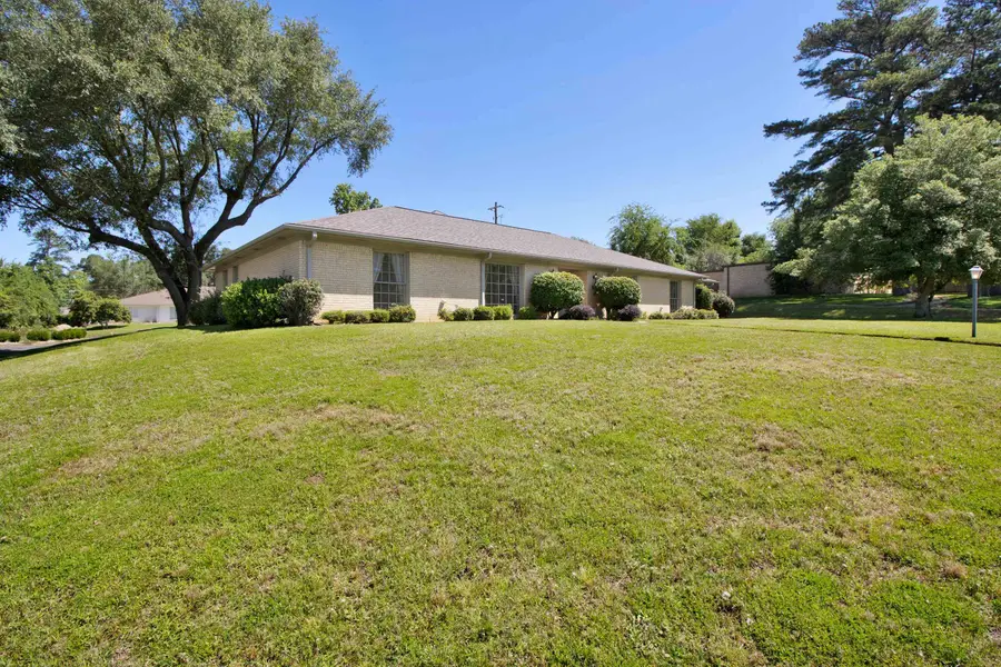 1401 LeDuke, Longview, TX 75601 - #2