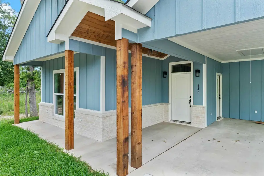 822 Marshall St, Carthage, TX 75633 - #2