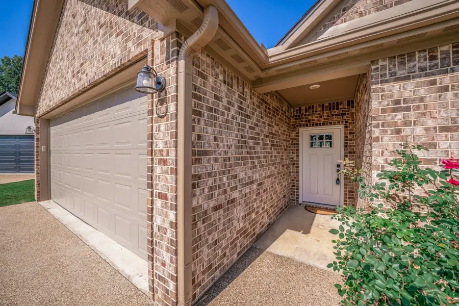 725 Cove Place, Longview, TX 75604 - #3