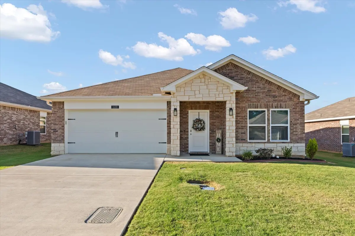 1120 Mission Creek Drive, Longview, TX 75601 - #1