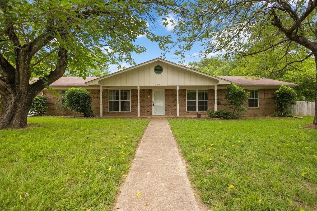 412 Angelina St, Jacksonville, TX 75766 - #1