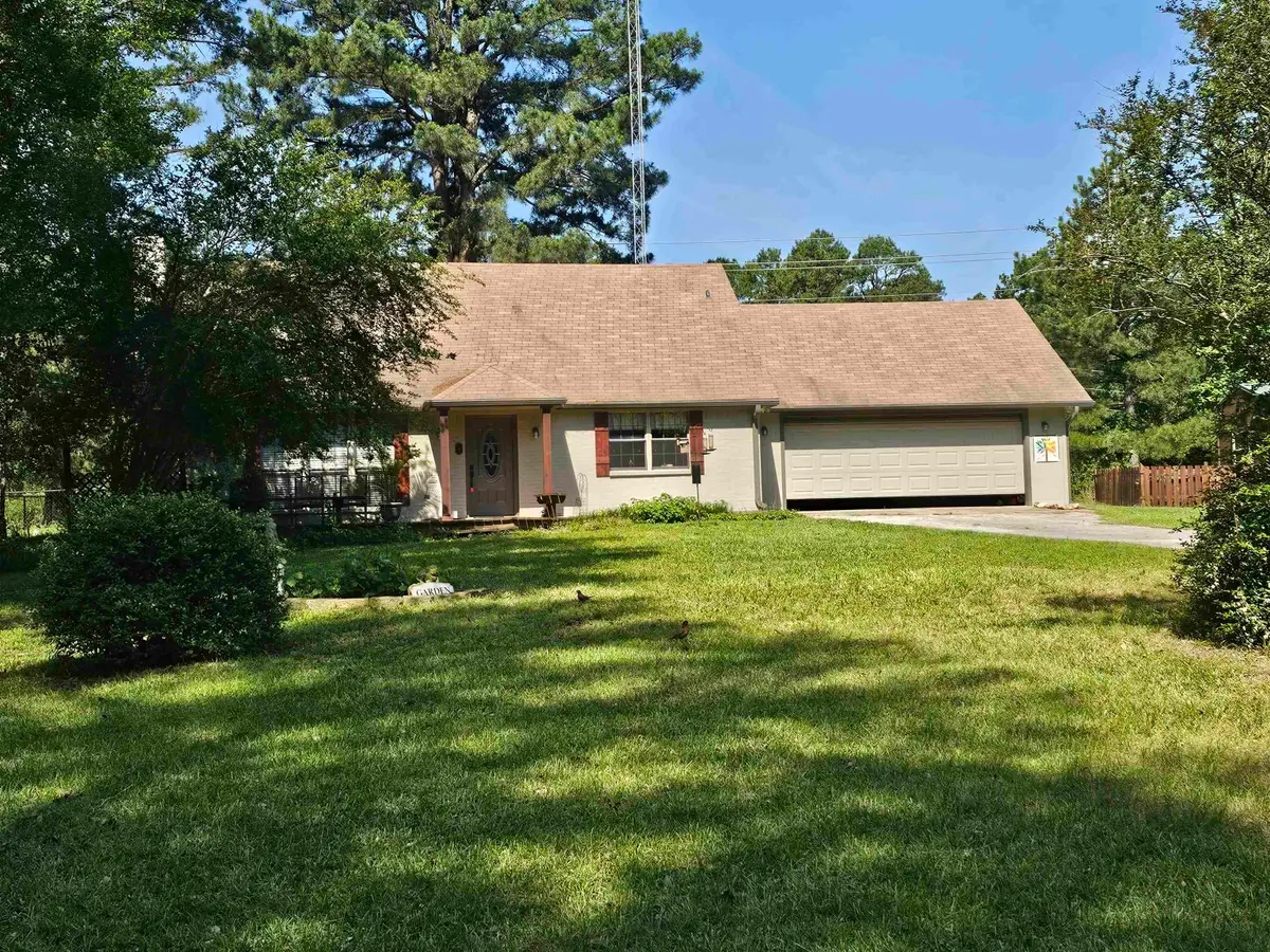 411 Green Meadow Trail, Holly Lake Ranch, TX 75765 - #1