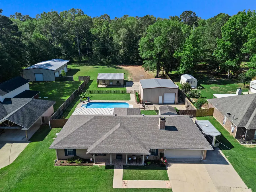 1230 San Salvador Dr, Longview, TX 75602-6988 - #2