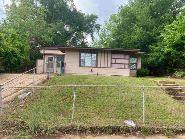 211 Germany Street, Lone Star, TX 75668