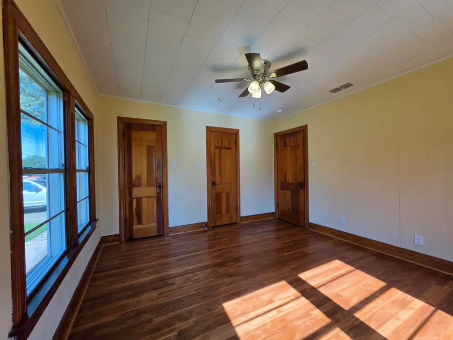 404 Rogers Ave, Henderson, TX 75652 - #2