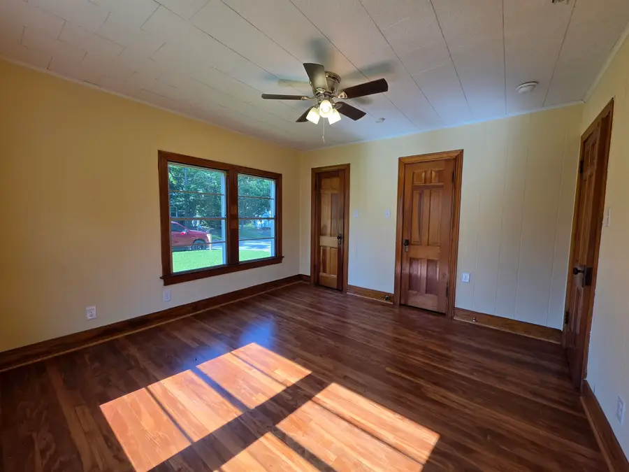 404 Rogers Ave, Henderson, TX 75652 - #3