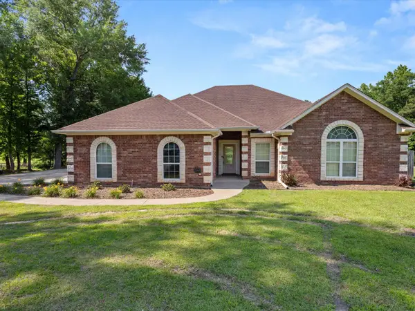 4367 N White Oak Road, Gladewater, TX 75644