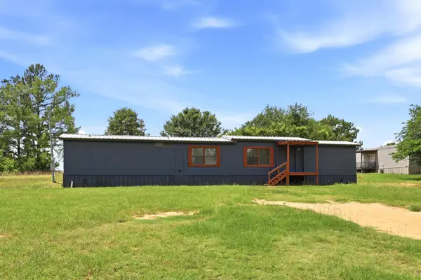 10722 Locust Dr, Big Sandy, TX 75755
