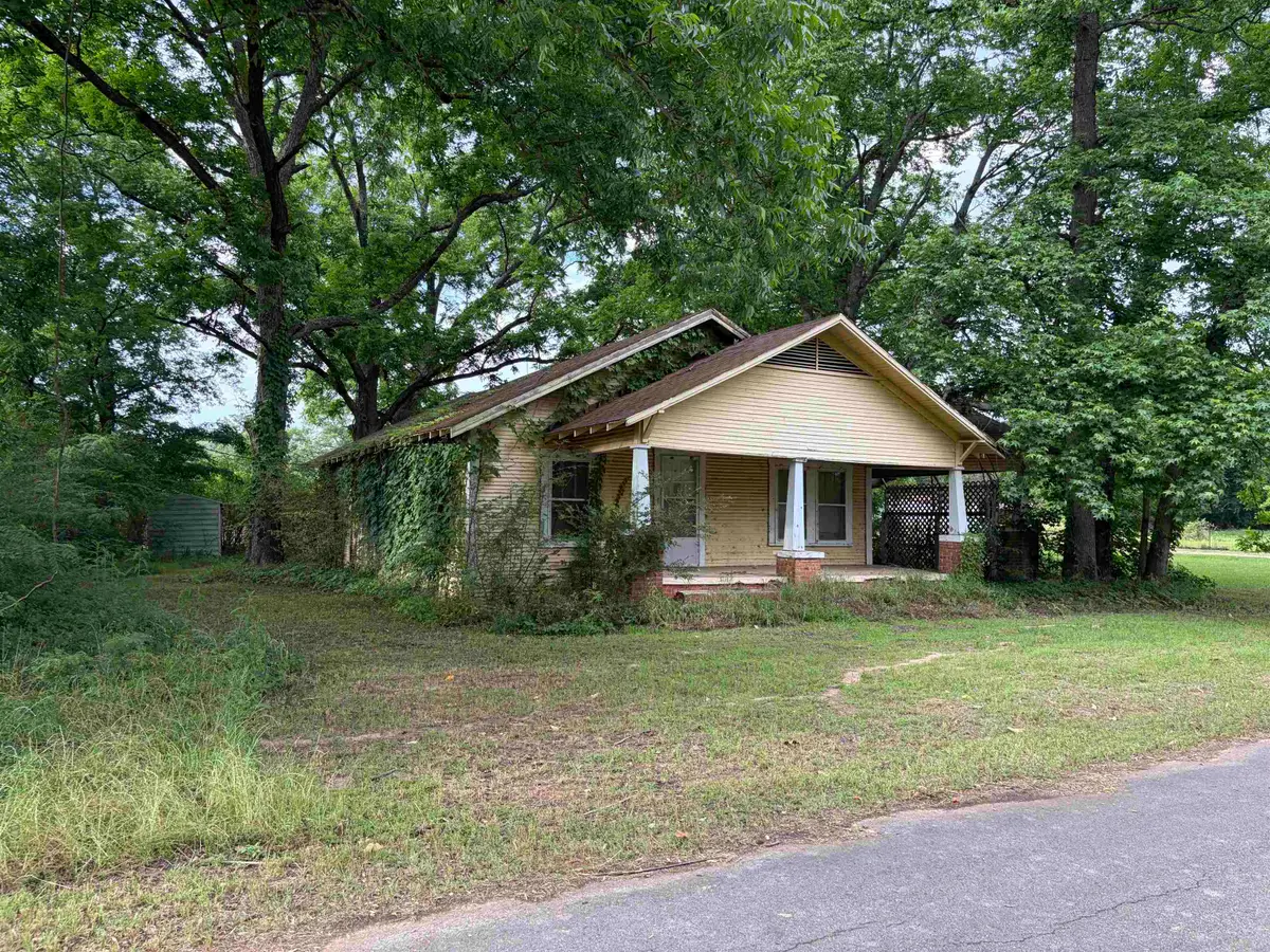201 W Wommack, Marietta, TX 75566 - #1