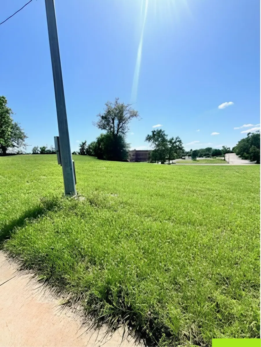 2698 N Broadway Avenue, Tyler, TX 75702 - #3