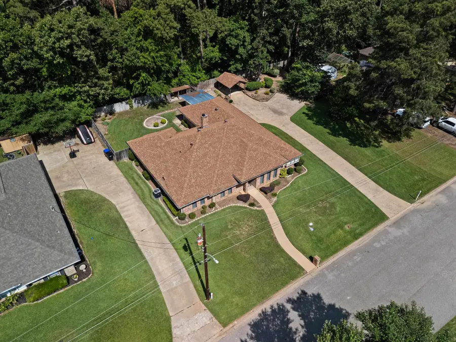 811 Pinegrove Lane, Longview, TX 75604 - #3