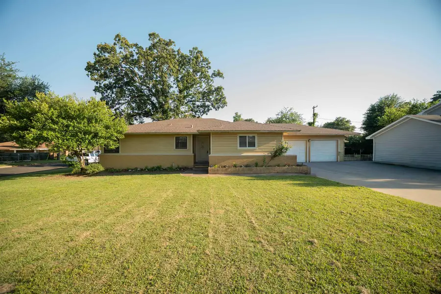 300 W Avalon Ave, Longview, TX 75602 - #2
