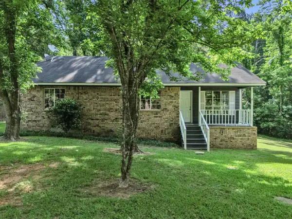 2802 Granite Dr, Longview, TX 75604