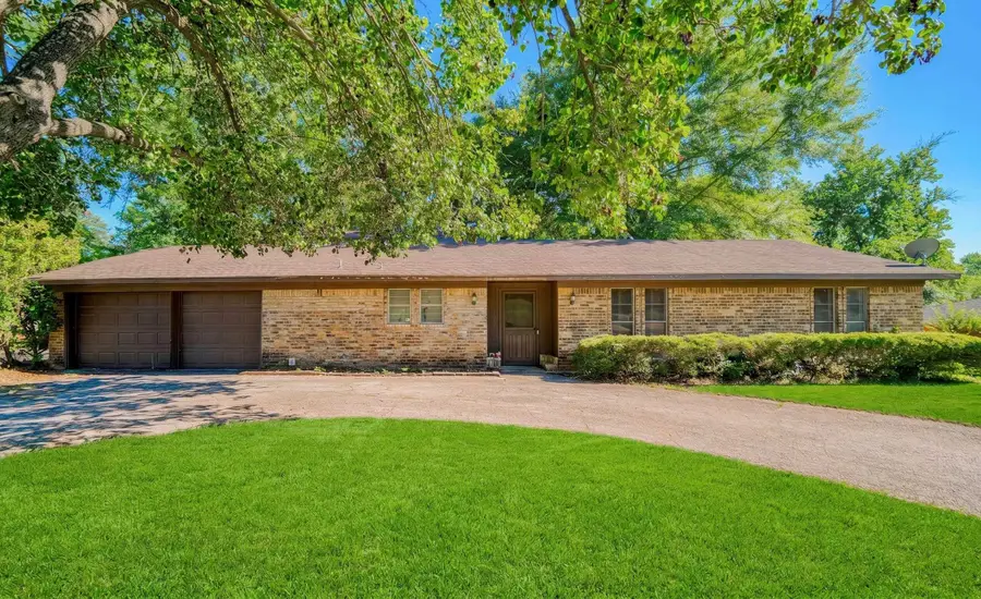 1218 Eden Dr, Longview, TX 75605 - #3