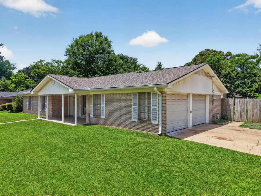 1 Tanglewood Court, Longview, TX 75604 - #3