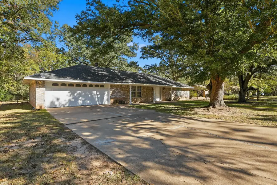 220 Eitelman Ln, Longview, TX 75605 - #2