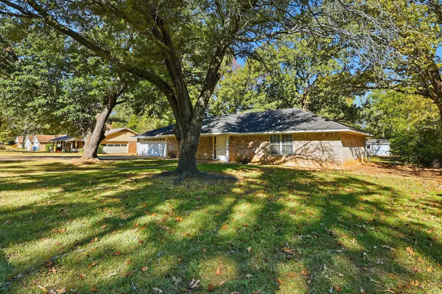 220 Eitelman Ln, Longview, TX 75605 - #3