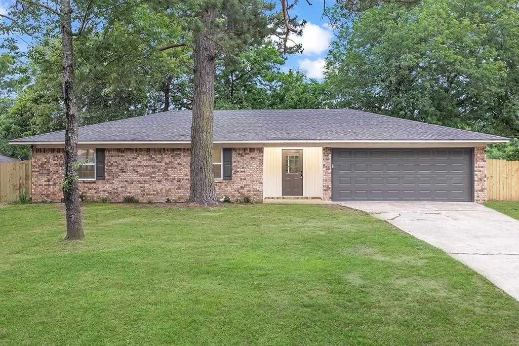 805 Dogwood Trl, Atlanta, TX 75551 - #1