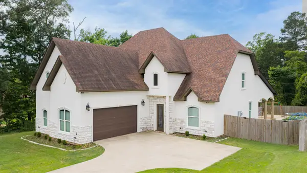 255 Towering Oak Meadows, Longview, TX 75602