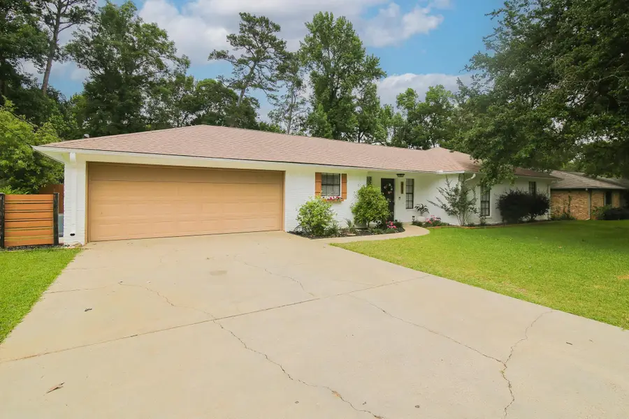 413 Woodway Ln, Longview, TX 75605 - #2