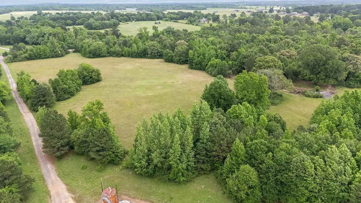 5290 FM 2204, Kilgore, TX 75662 - #1