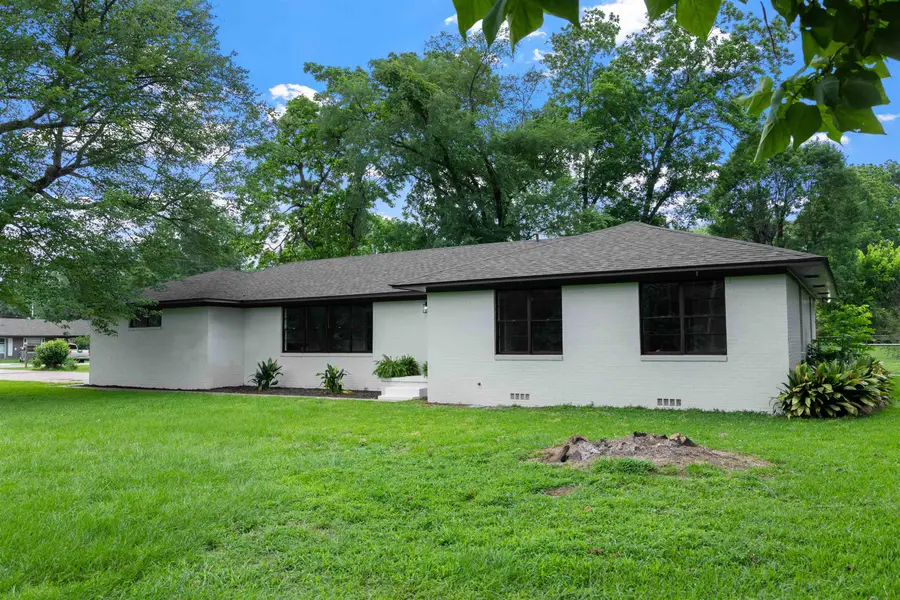 1065 Gardiner Mitchell Parkway, Longview, TX 75603 - #2