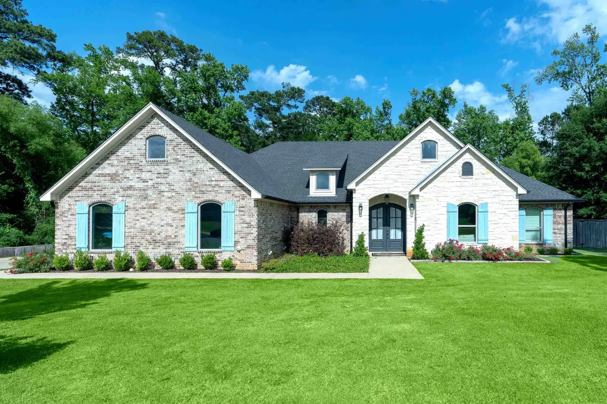 2424 Clayton St, Longview, TX 75605 - #1