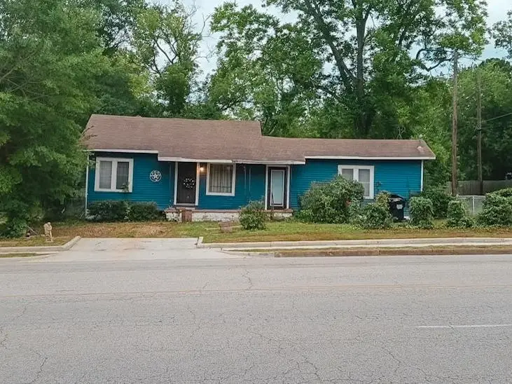 936 E Young, Longview, TX 75602 - #1