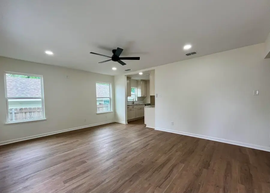 1305 Shaw St, Tyler, TX 75701 - #3