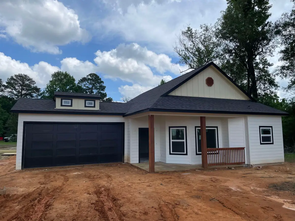814 Premier Rd, Longview, TX 75604 - #1