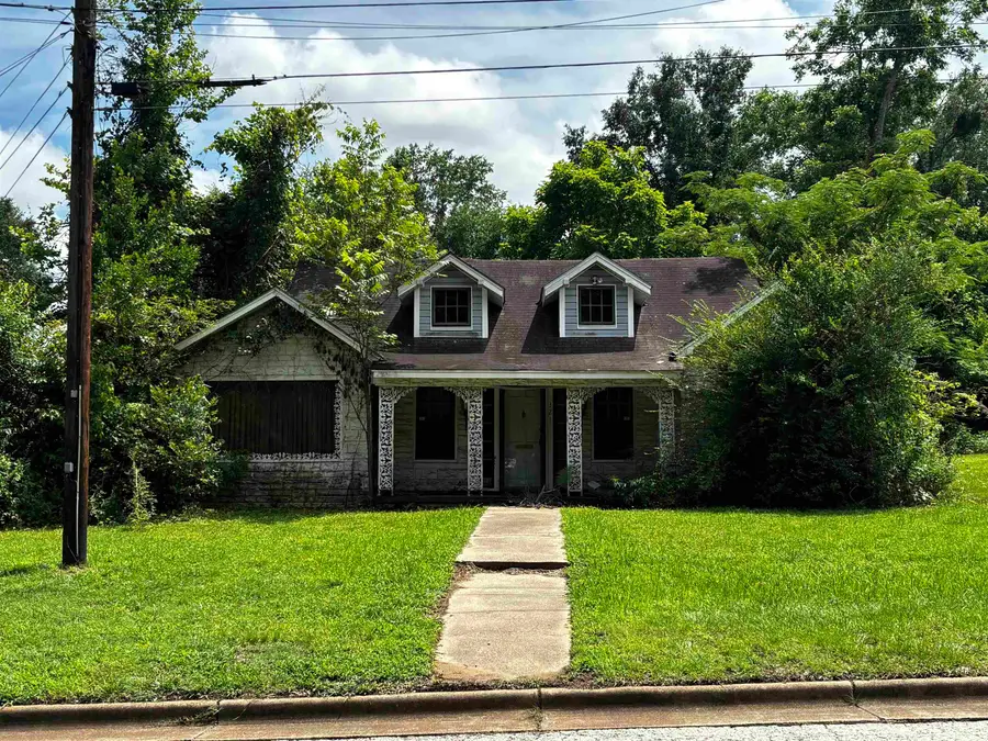 321 E Butler, Gilmer, TX 75644 - #2