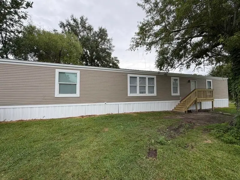 410 W Hickory, Orange, TX 77630 - #1