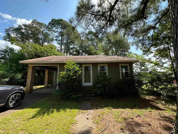 208 N Bowie, New Boston, TX 75570