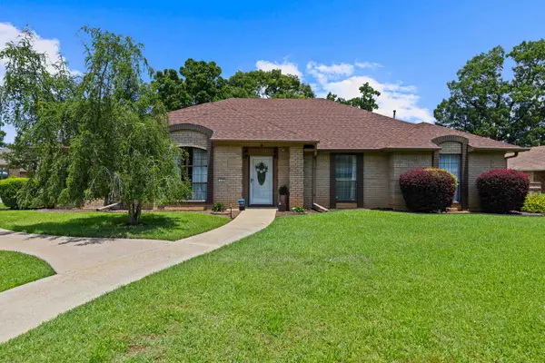 110 Northhill Ct., Longview, TX 75605
