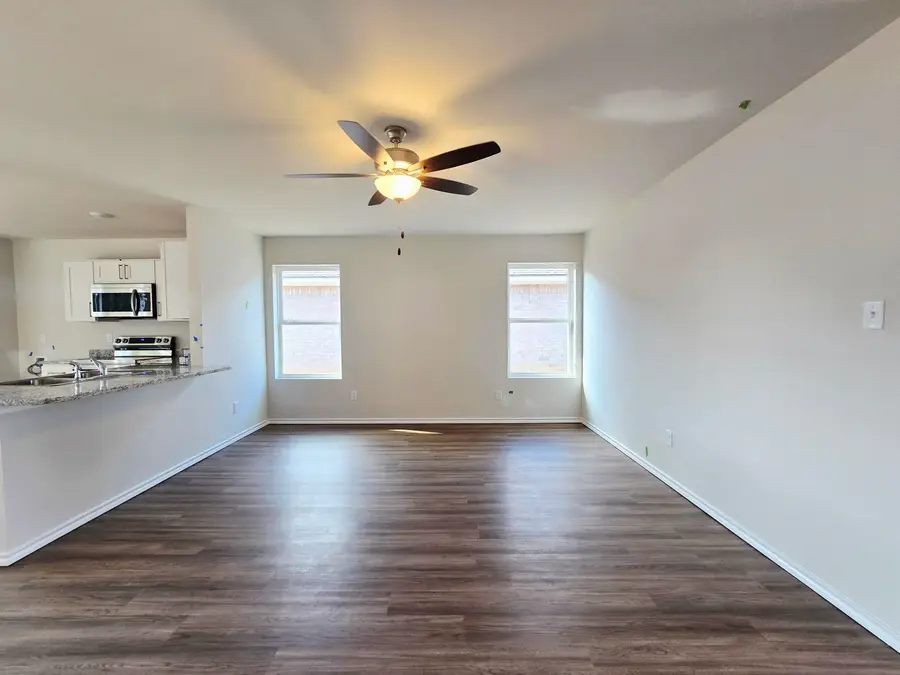 207 Spokane Street, Gladewater, TX 75647 - #2