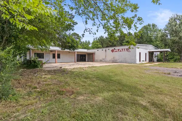 1308 HWY 11, Hughes Springs, TX 75656