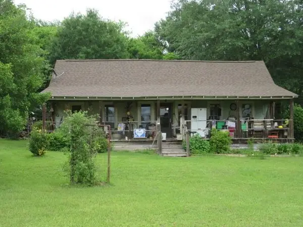 6387 SH 135 S 6387 SH 135, Gladewater, TX 75647