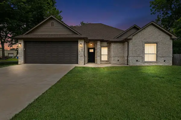 703 S Van Buren St., Henderson, TX 75654