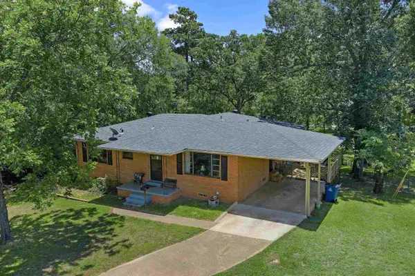 112 Blacknall, Henderson, TX 75652