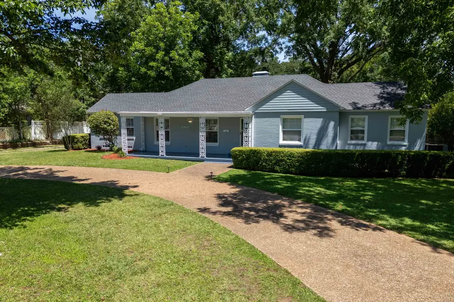 2401 E Cotton St, Longview, TX 75602 - #3