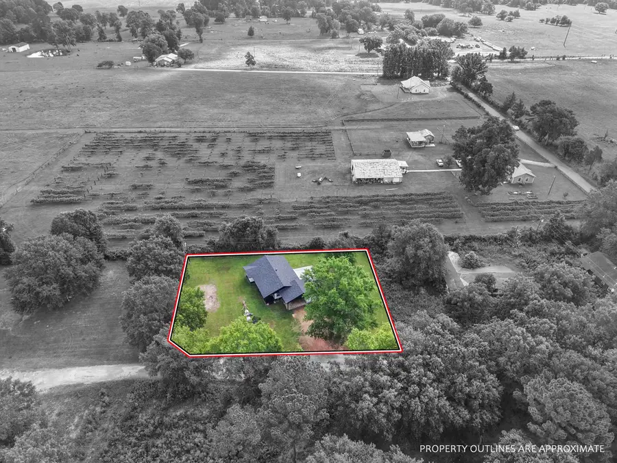 2124 COUNTY ROAD 4110, Pittsburg, TX 75686 - #2