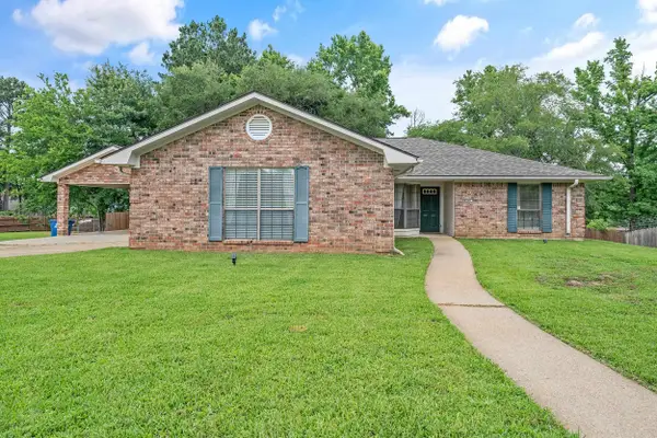 607 E Woodhaven St., White Oak, TX 75693