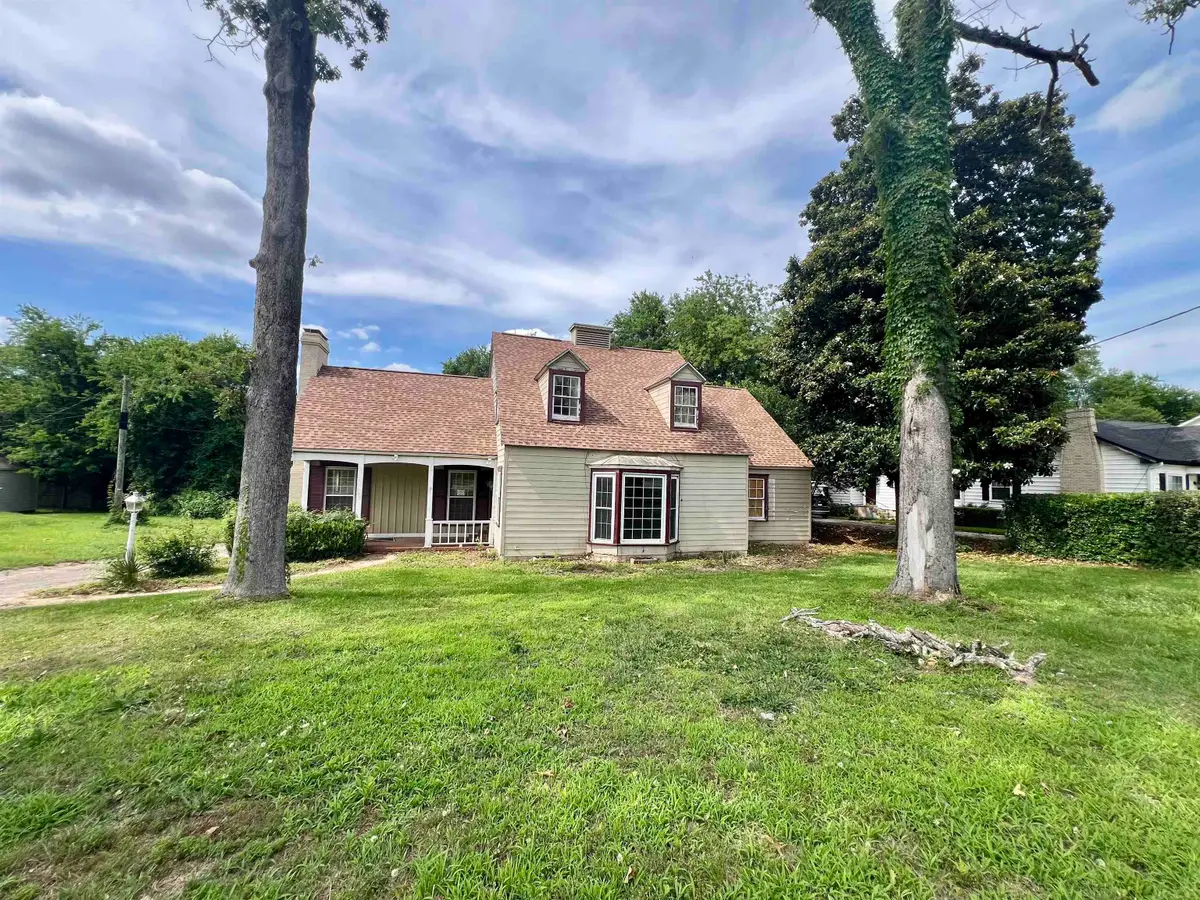 509 E Young, Longview, TX 75602 - #1