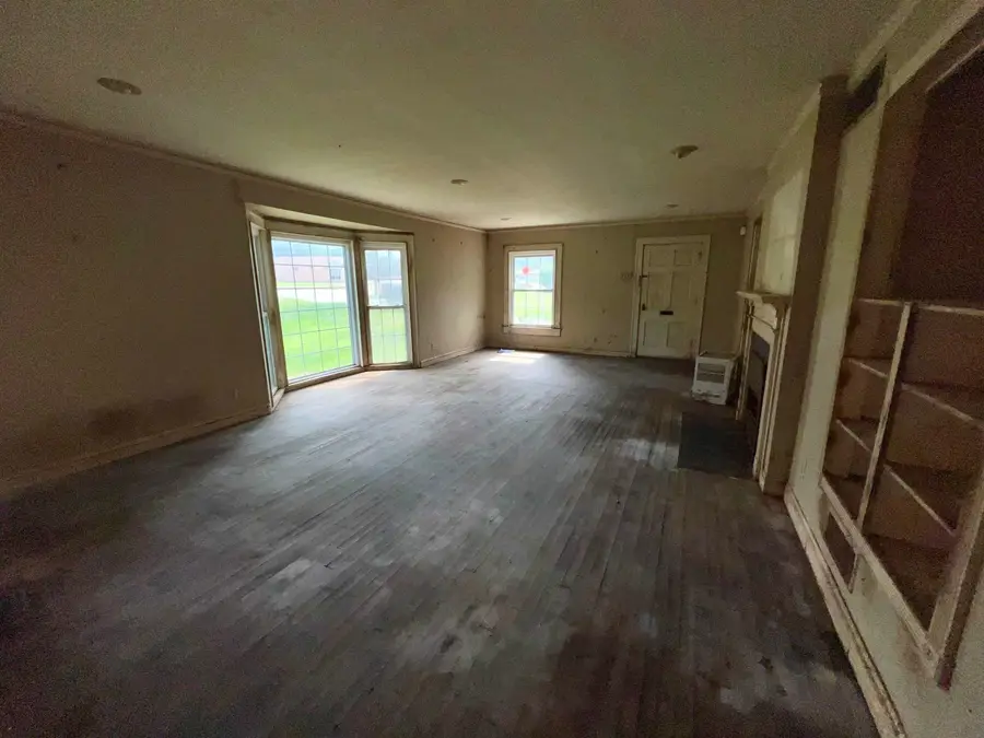 509 E Young, Longview, TX 75602 - #3