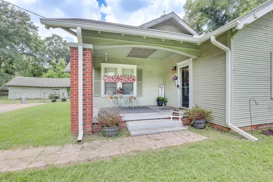604 N Bledsoe, Gilmer, TX 75644 - #2