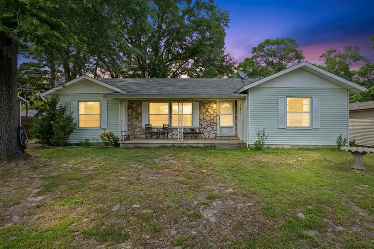 1203 Zeola, Longview, TX 75604 - #1