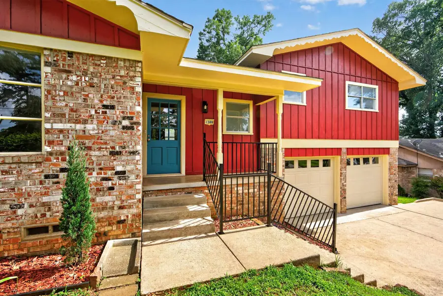 1308 Fairmont Street, Longview, TX 75601 - #2